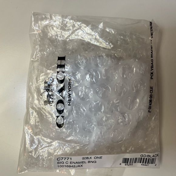 Signature Enamel Bangle - Picture 3 of 4